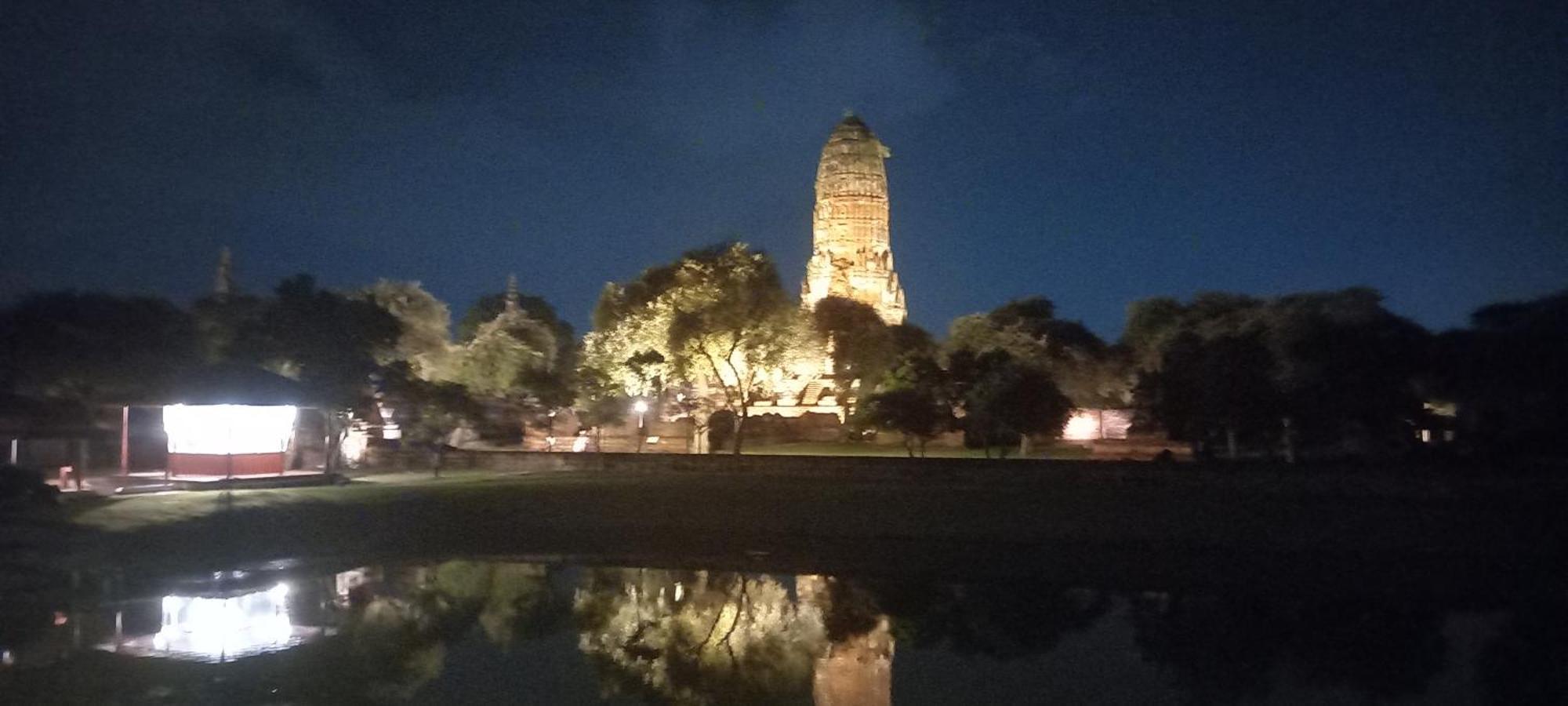 Plus Hostel Ayutthaya Eksteriør billede