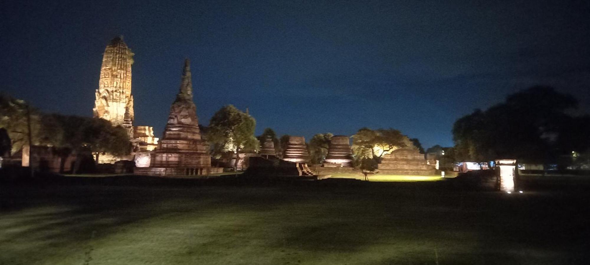 Plus Hostel Ayutthaya Eksteriør billede